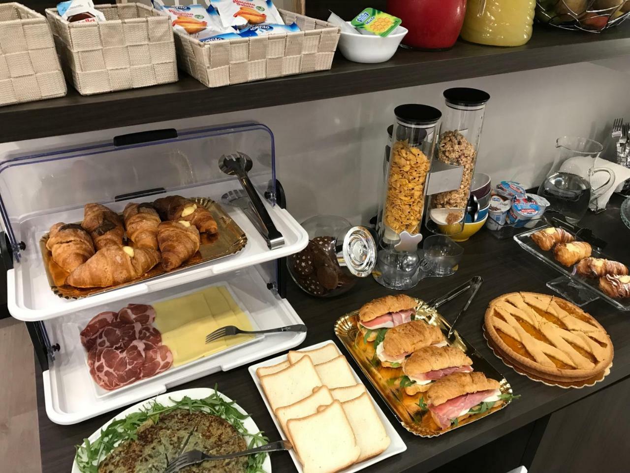 Alojamento de Acomodação e Pequeno-almoço Sunset 3*