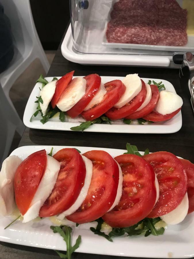 Alojamento de Acomodação e Pequeno-almoço Sunset 3*