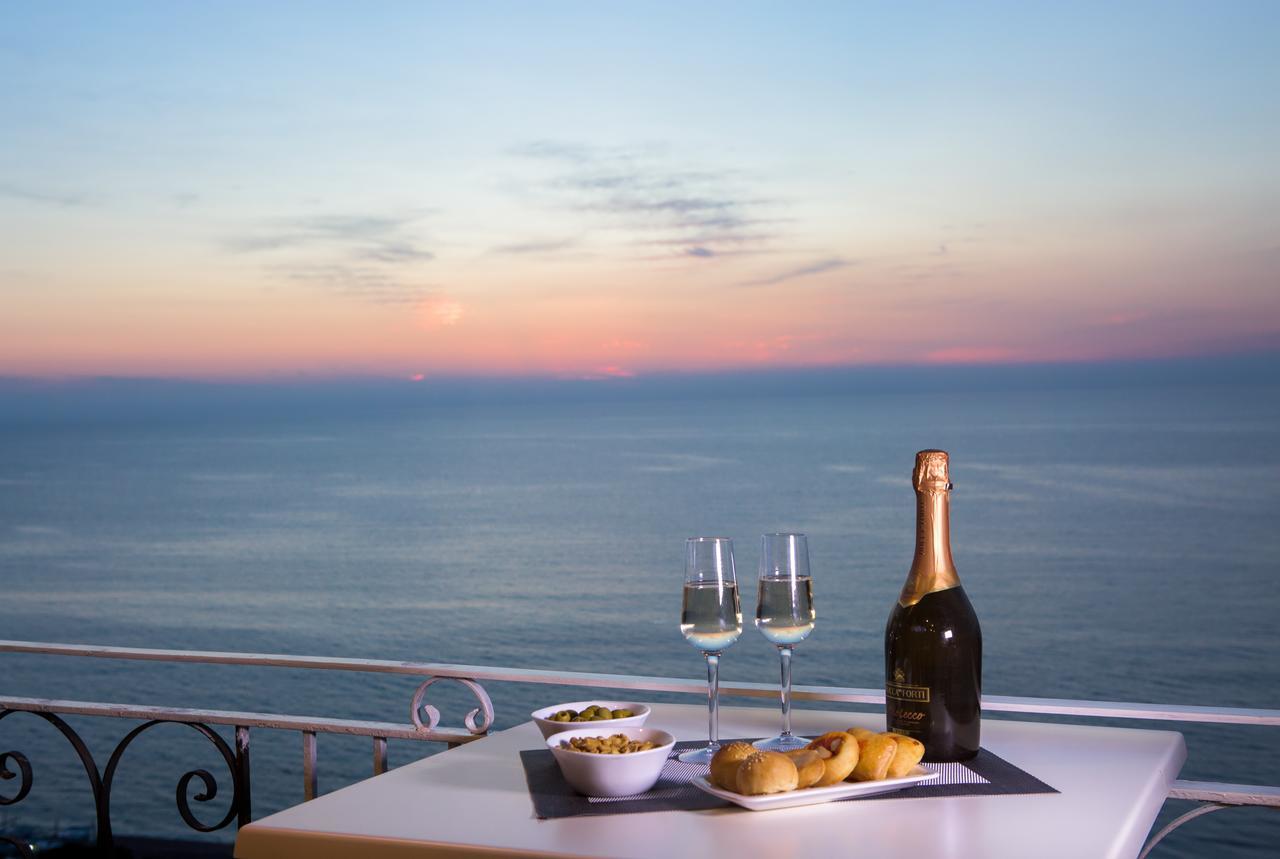 Sunset Bed & Breakfast 3*